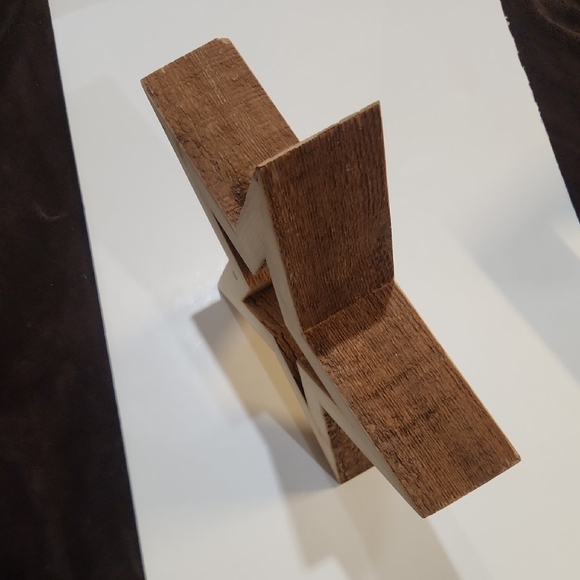 Rustic Wooden Star Display Shelf - Picture 3 of 3